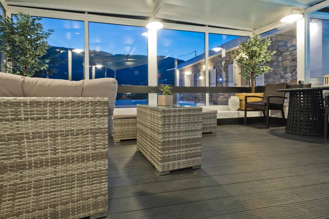 Serenity Villa Lakki  Luaran gambar